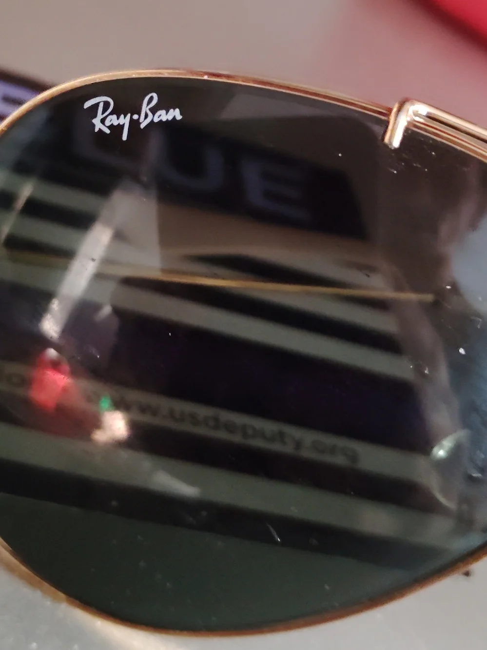 Ray-Ban Classic Aviator Sunglasses - Gold Frame with Dark Green Lenses - Picture 2 of 3